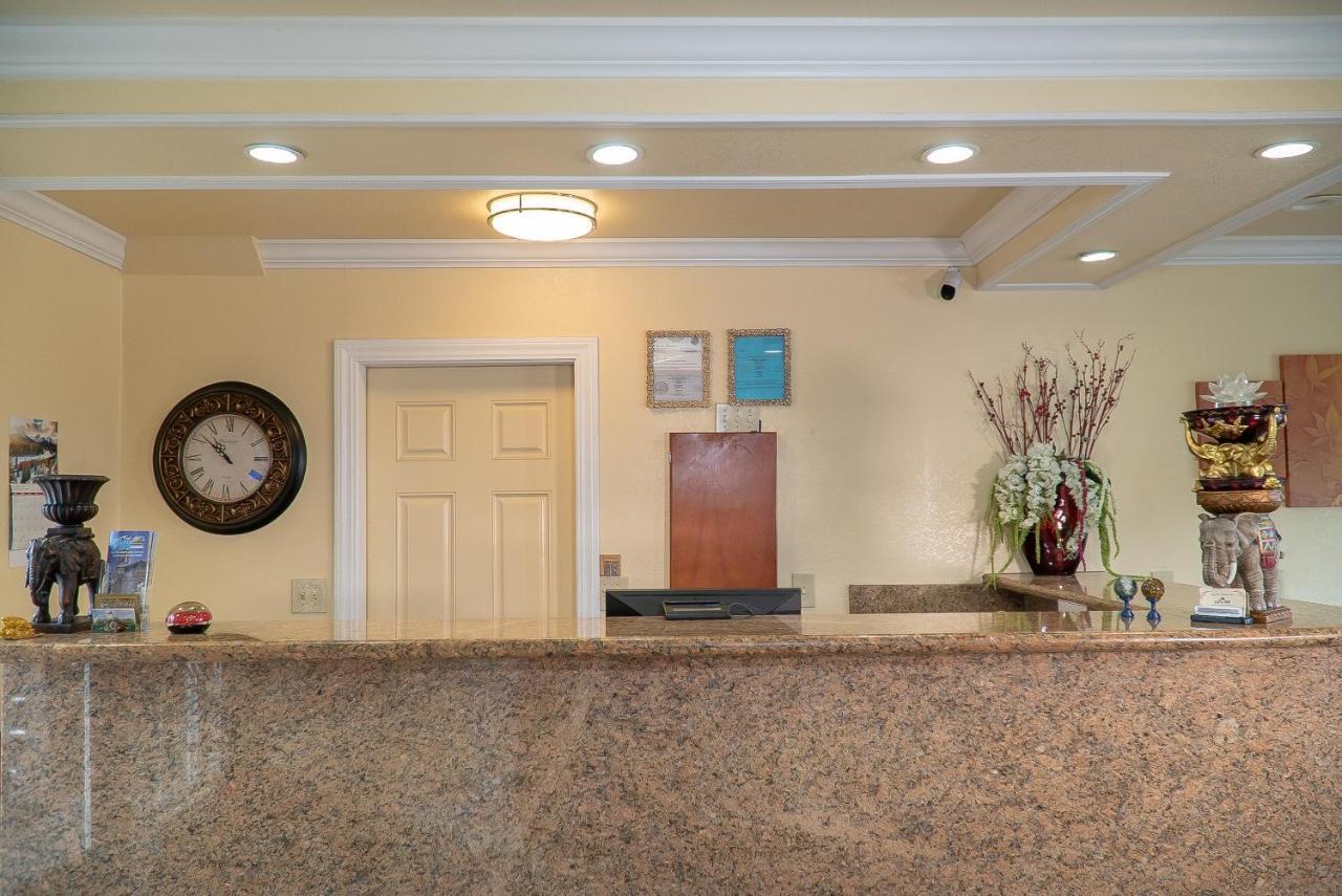Sea Breeze Inn - San Simeon Extérieur photo